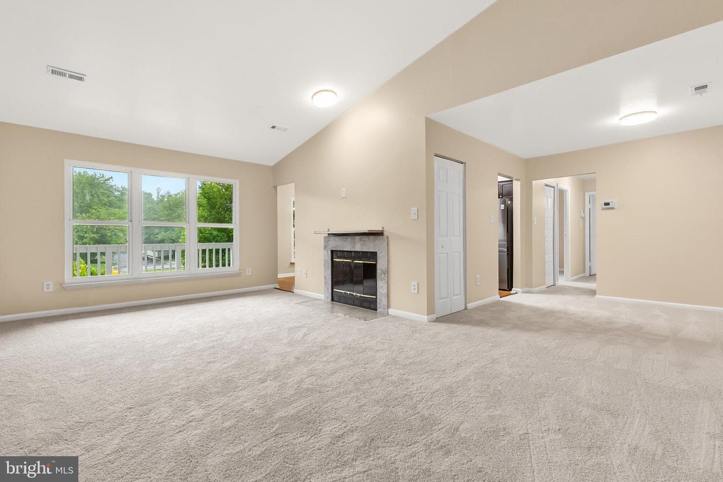 18146 Rolling Meadow Way photo 9