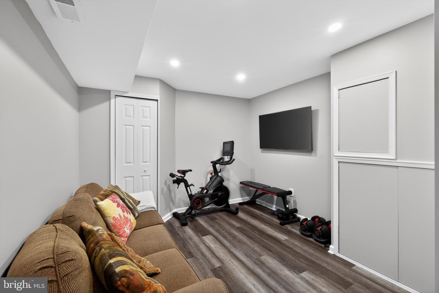 17617 Prince Edward Drive photo 26