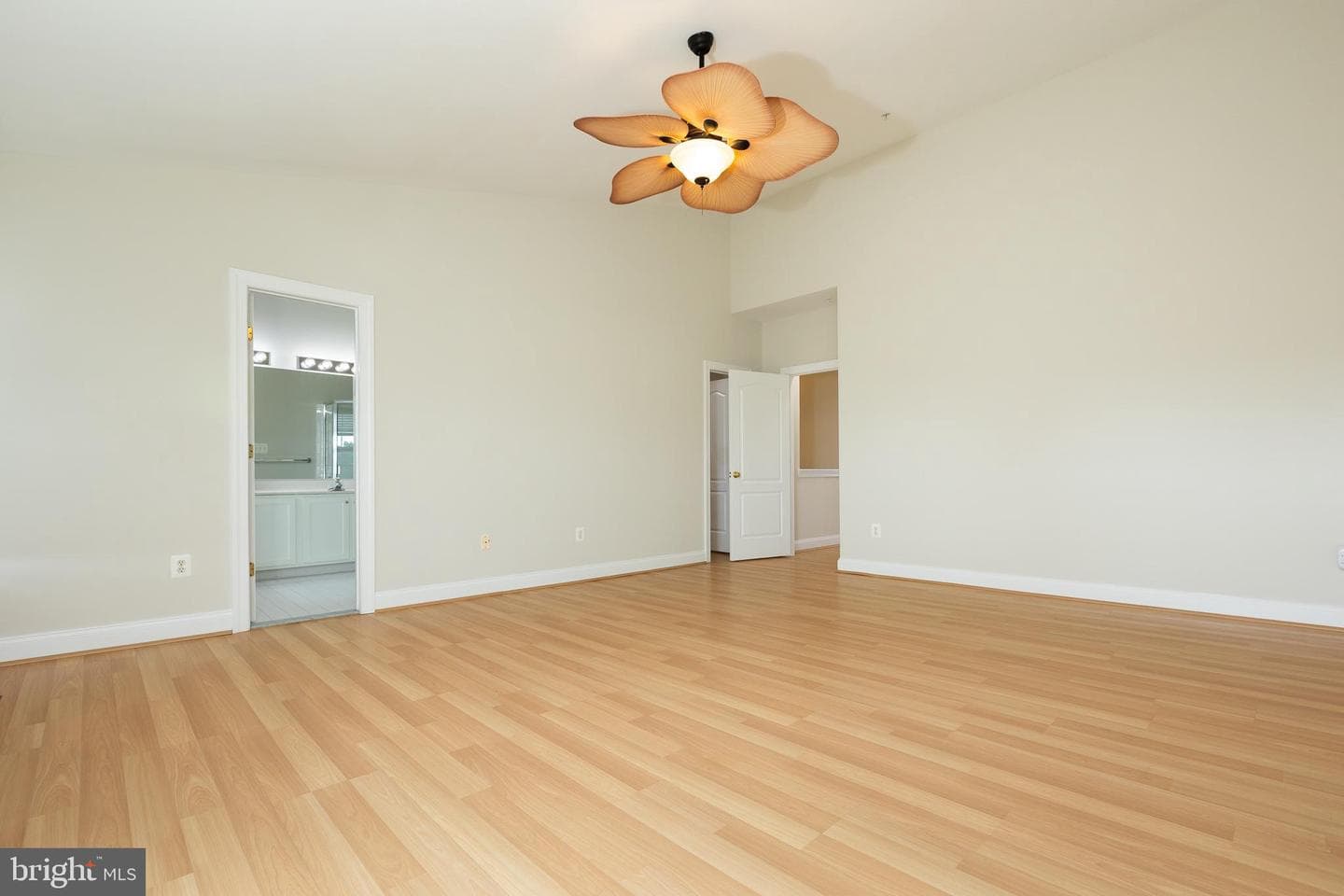 584 Orchard Ridge Drive #200 photo 41