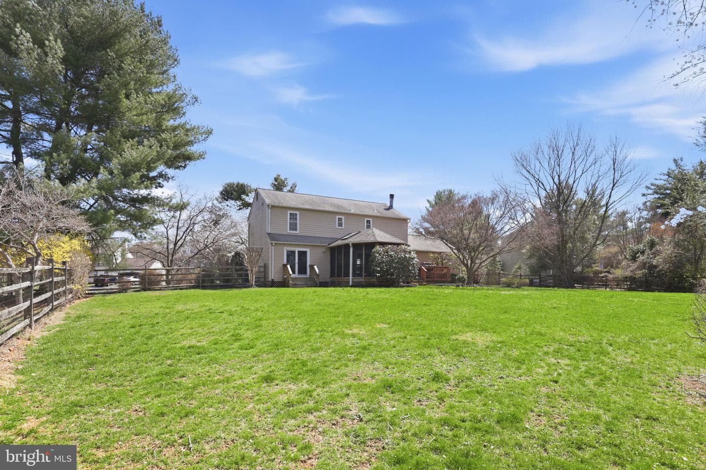 13524 Straw Bale photo 39