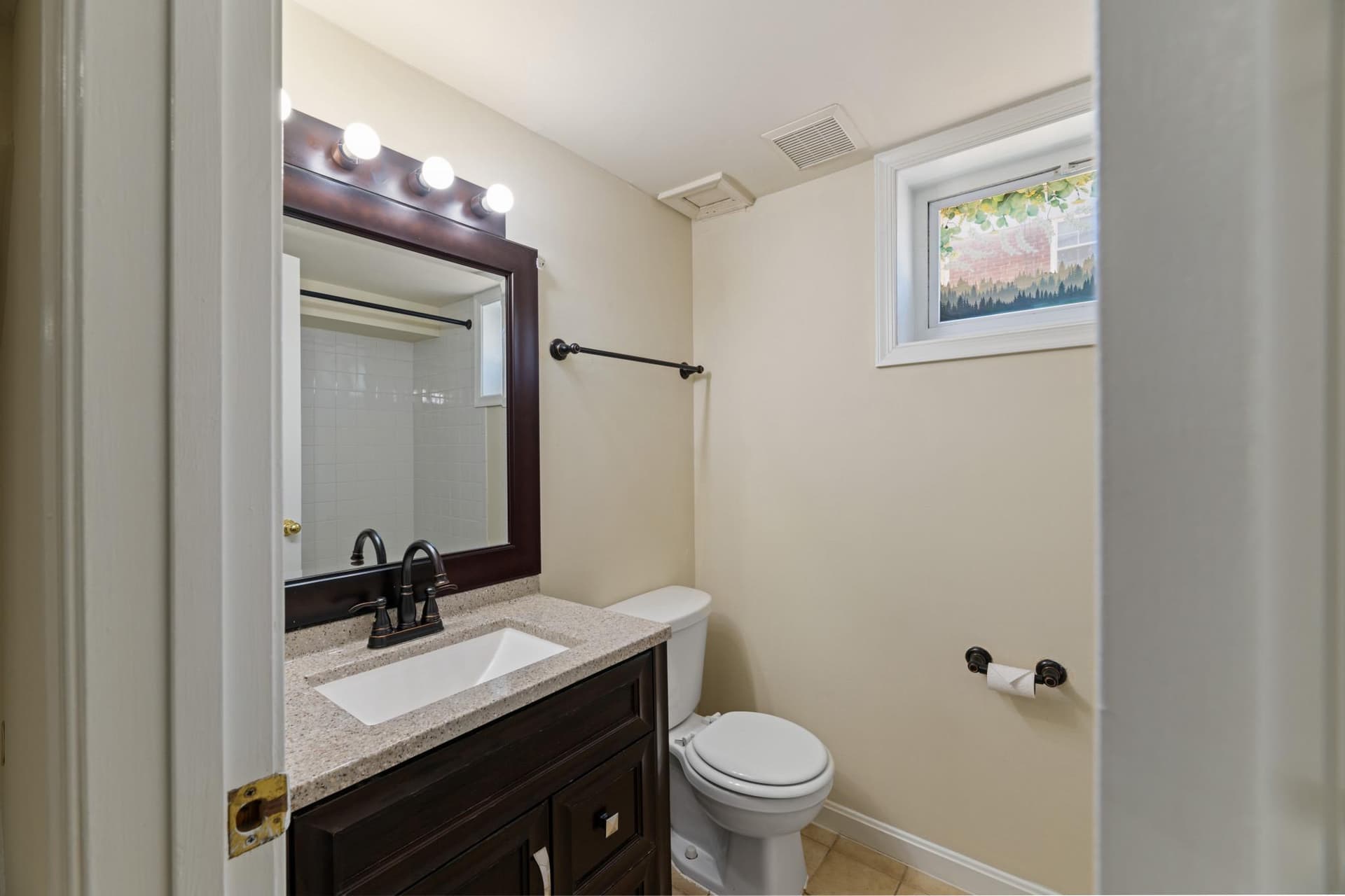 10205 Douglas Avenue photo 24