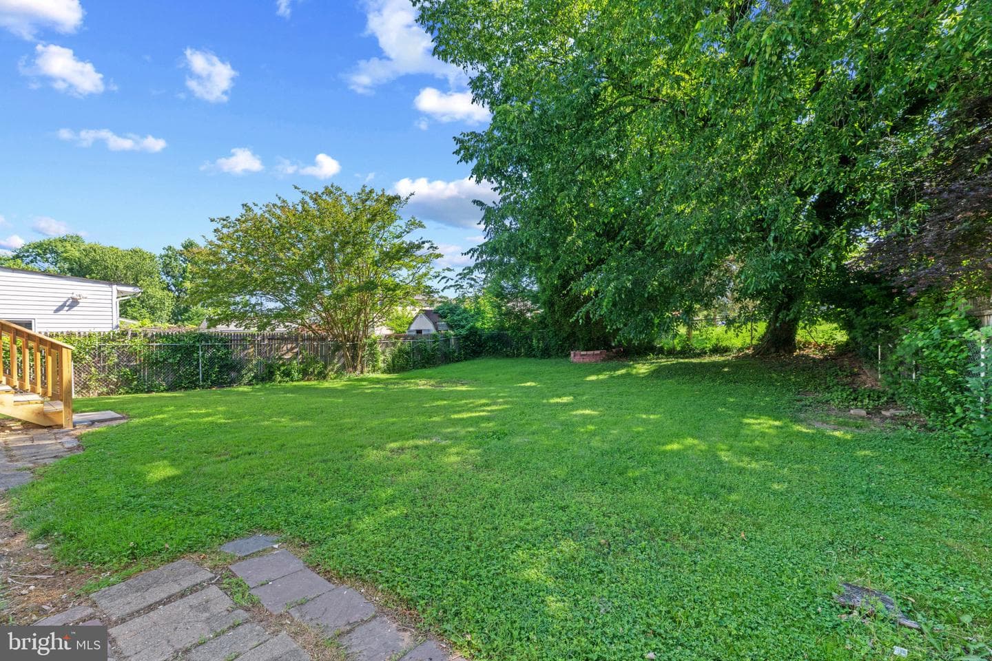 10205 Douglas Avenue photo 27