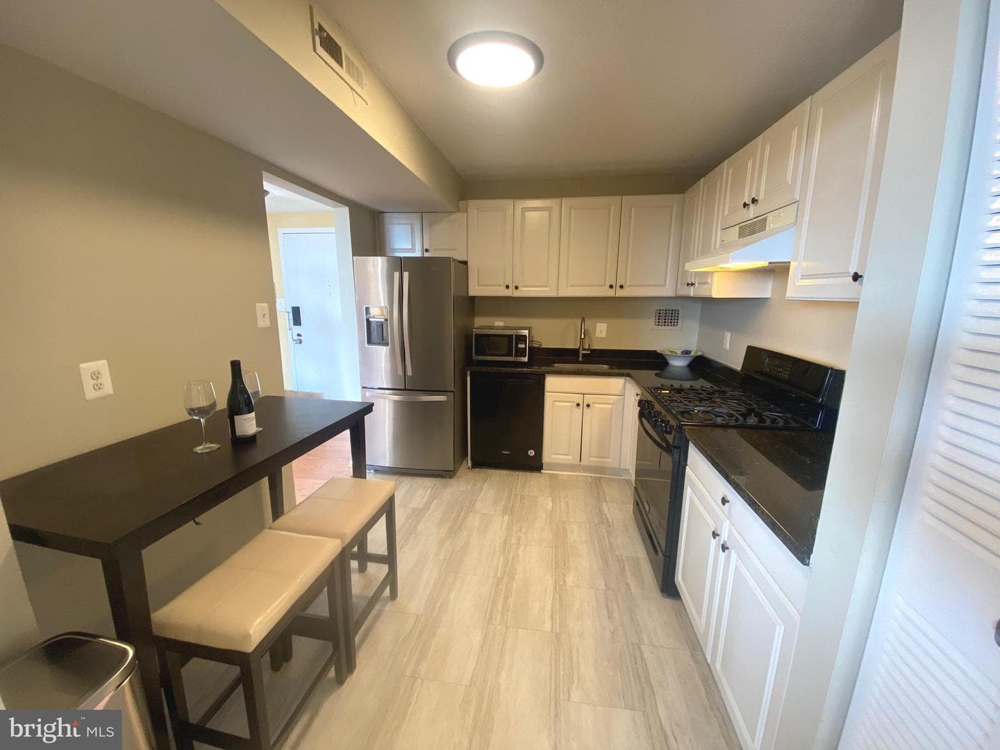 118 Monroe Street #709 photo 6