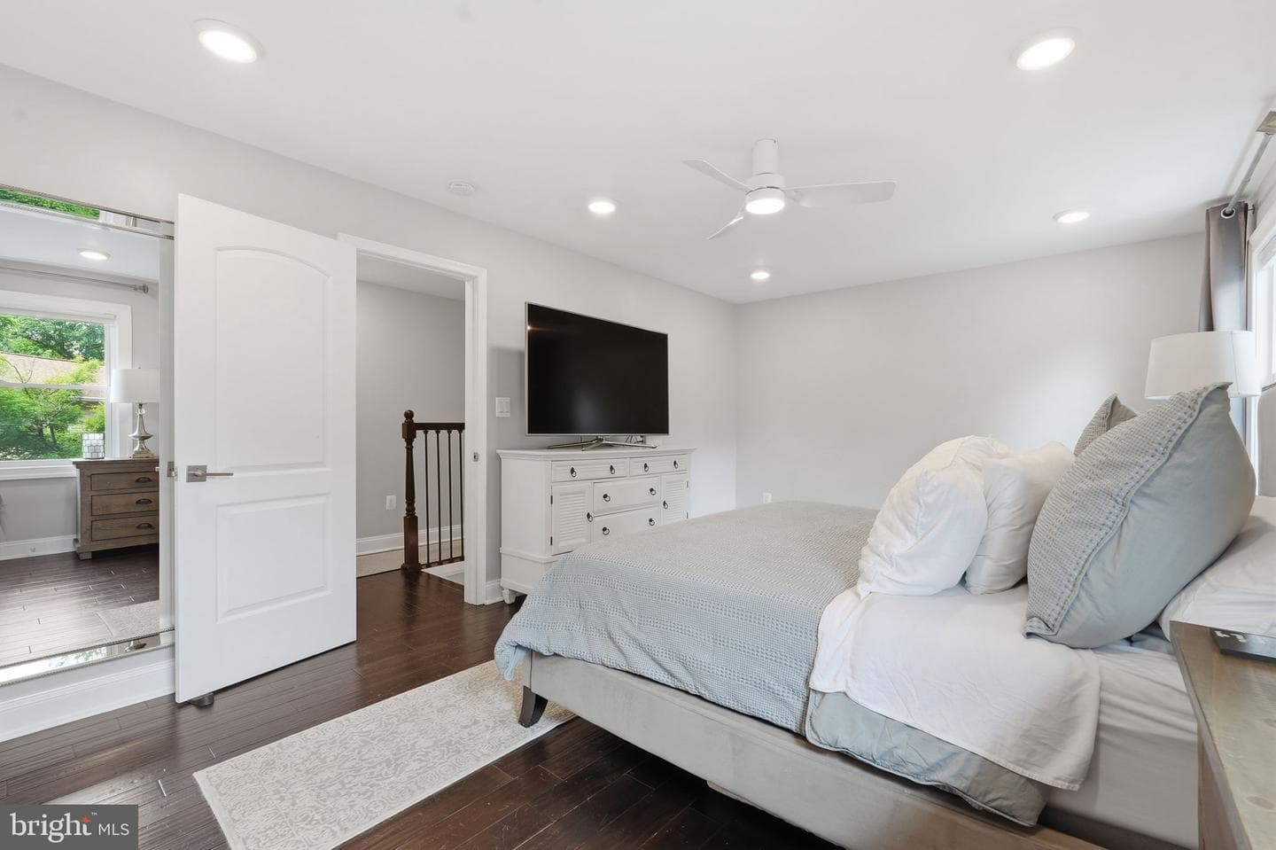 8803 Liberty Lane photo 35