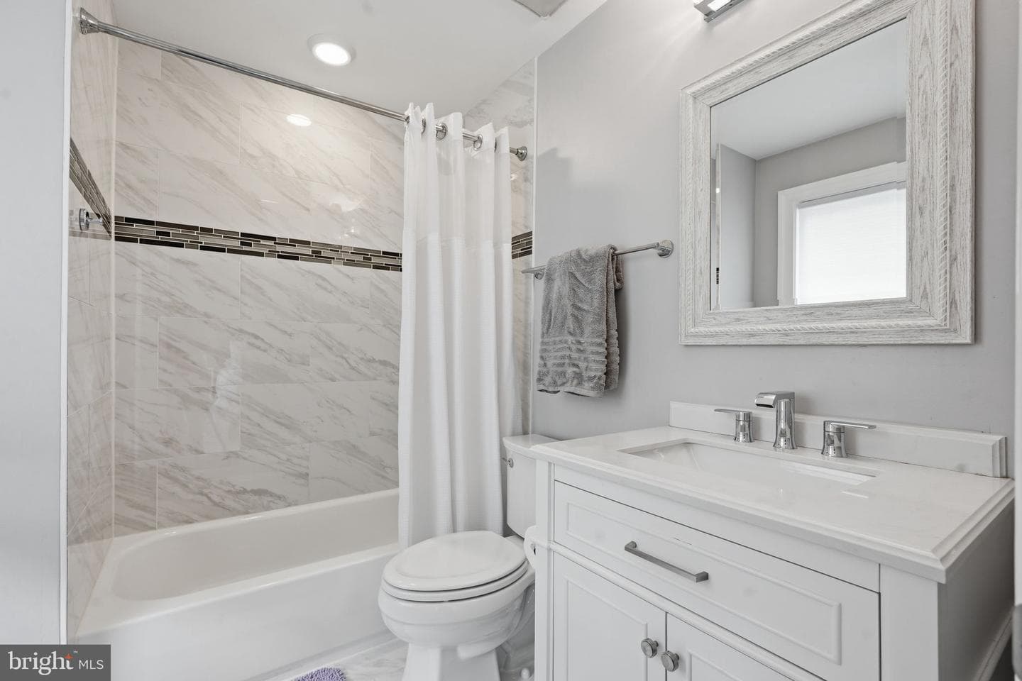 8803 Liberty Lane photo 39