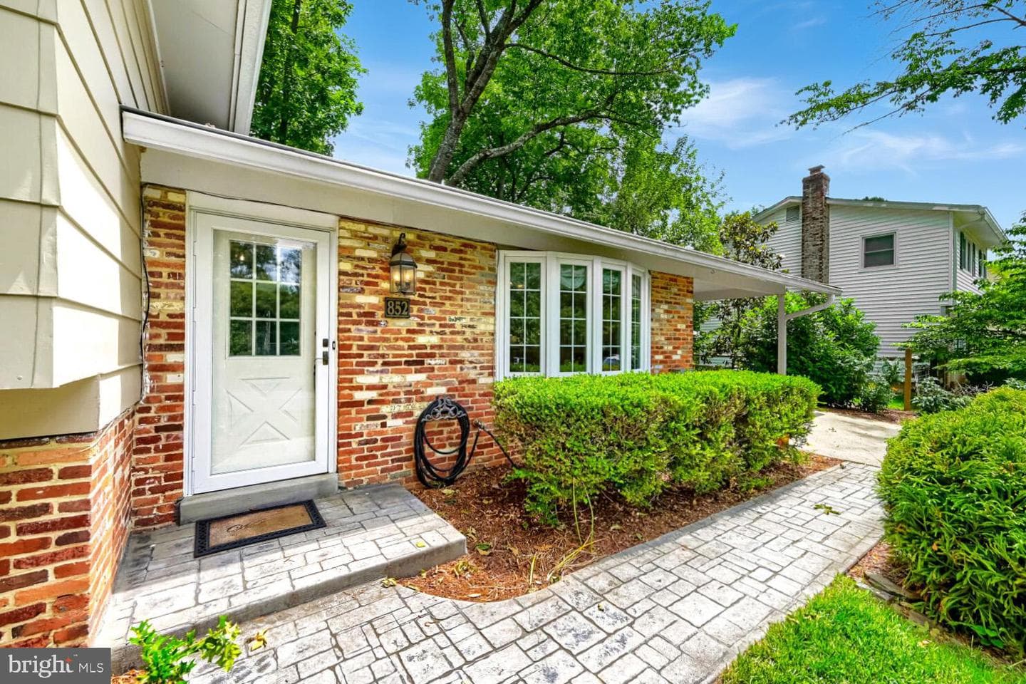 852 Diamond Drive photo 3