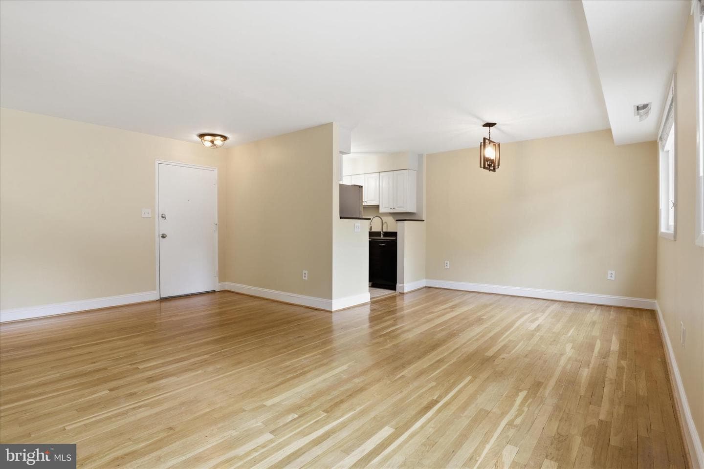 3355 University Boulevard W #106 photo 5