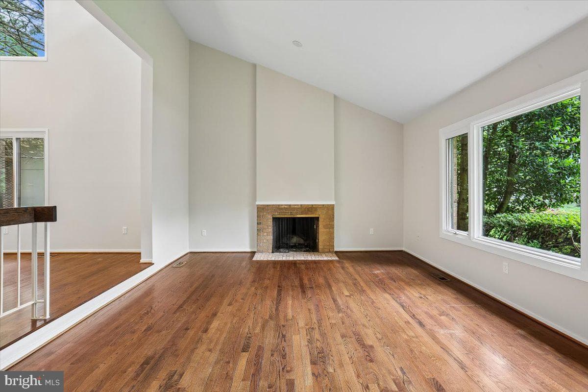 8026 Cypress Grove Lane photo 3