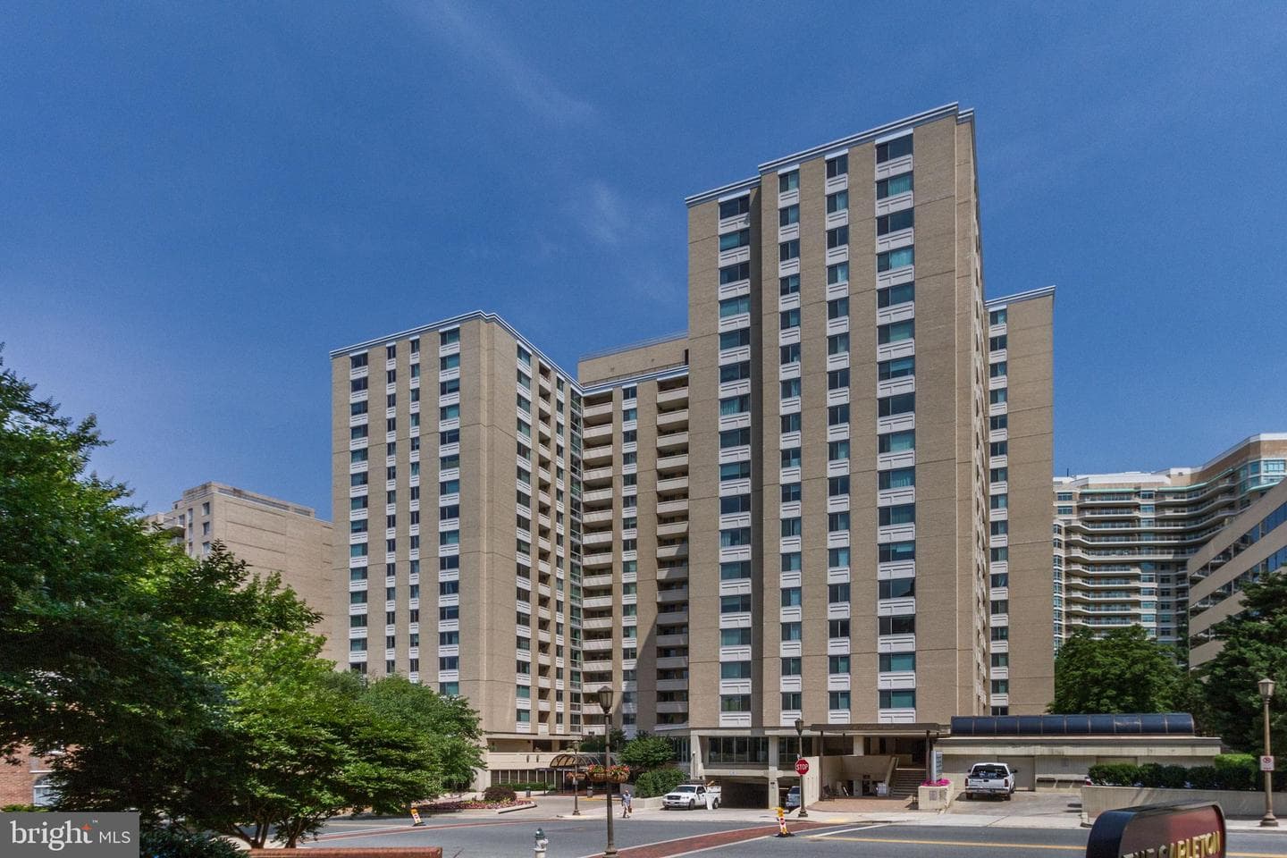 4601 N Park Avenue #210k photo 28