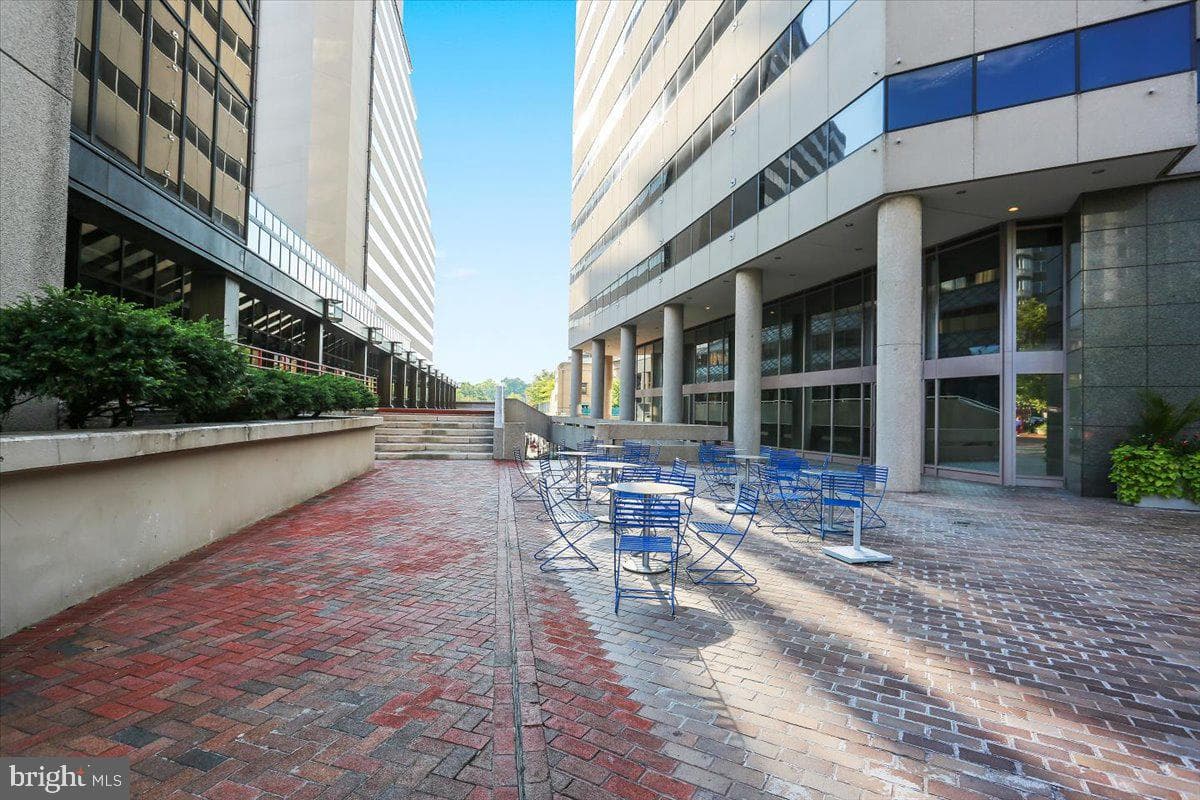 4601 N Park Avenue #210k photo 44