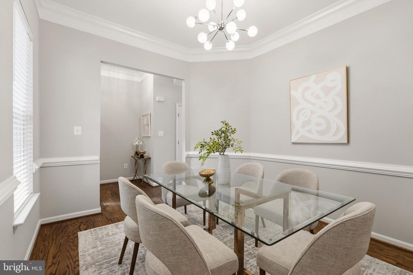 1324 Main Mews photo 10