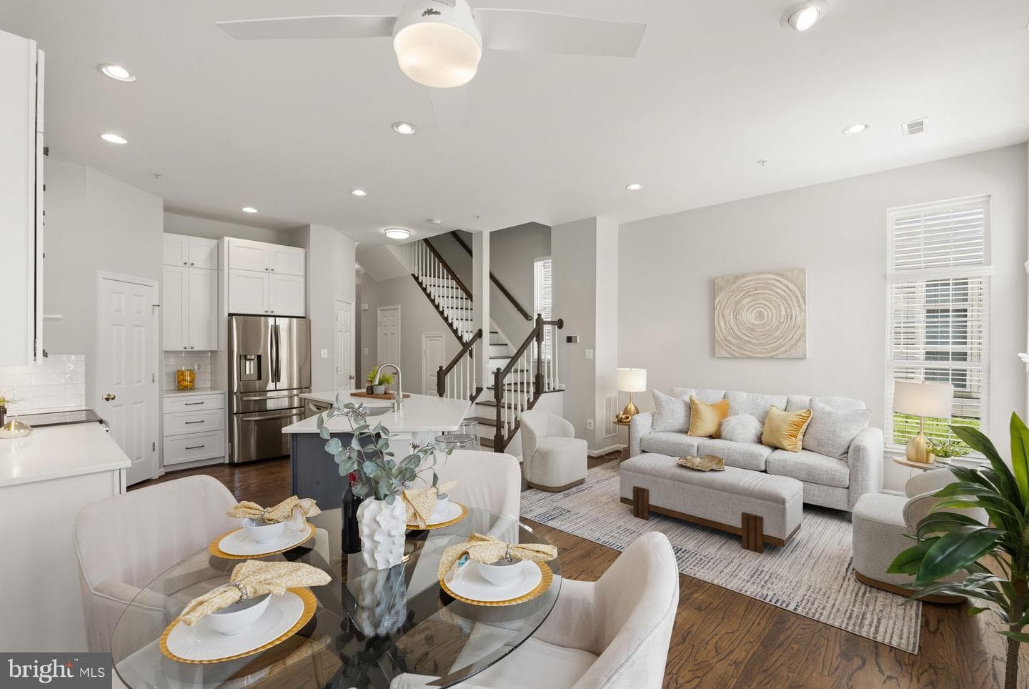 1324 Main Mews photo 26