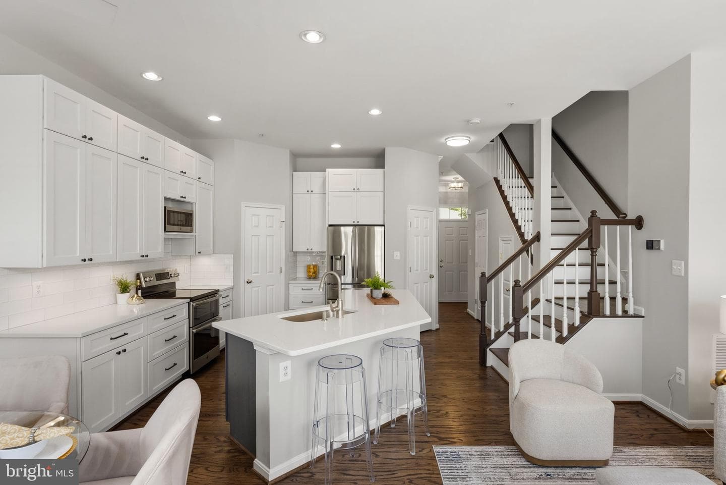 1324 Main Mews photo 27