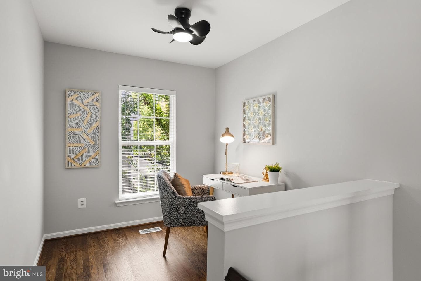 1324 Main Mews photo 31