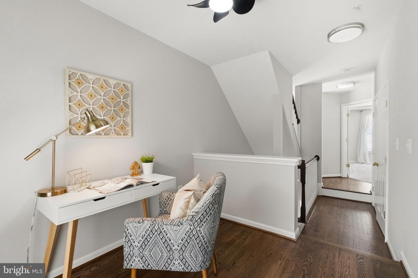 1324 Main Mews photo 33