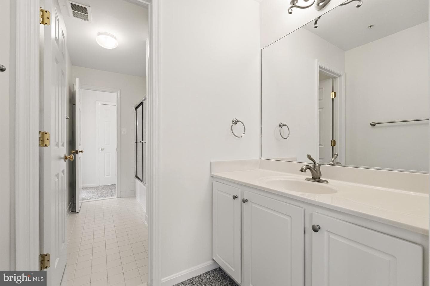 1324 Main Mews photo 57