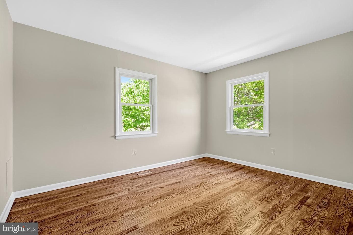 5128 Clavel Terrace photo 35