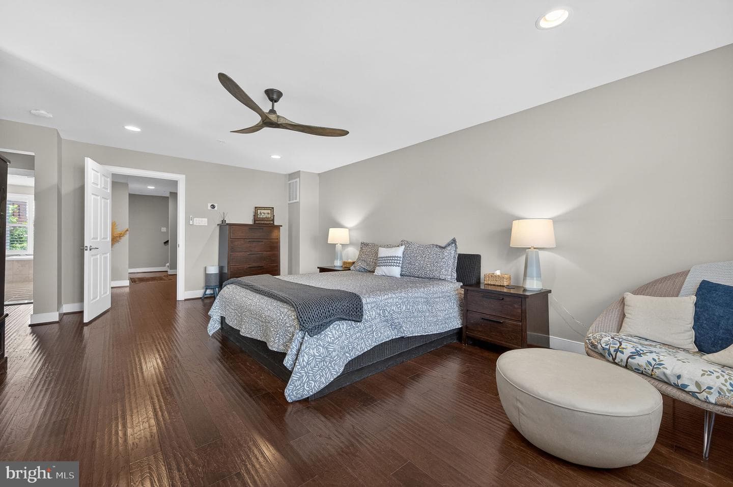 310 Crown Park Avenue photo 28