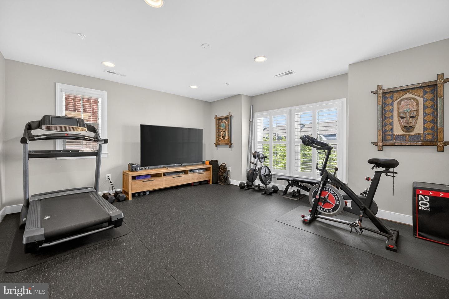 310 Crown Park Avenue photo 40