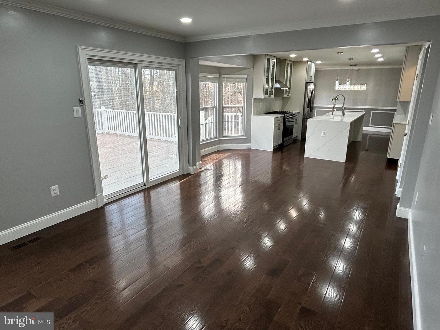 18527 Meadowland Terrace photo 17