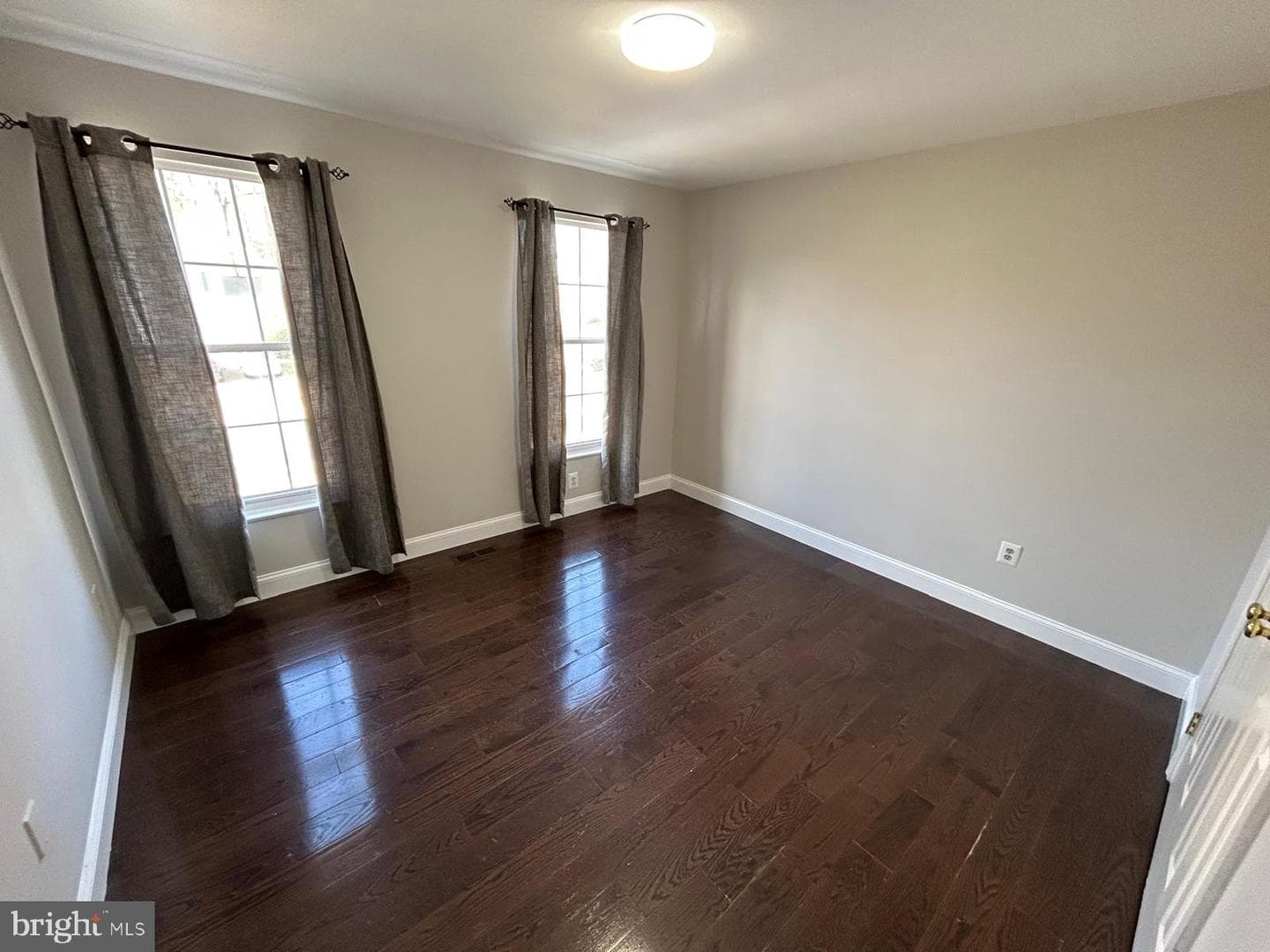 18527 Meadowland Terrace photo 29