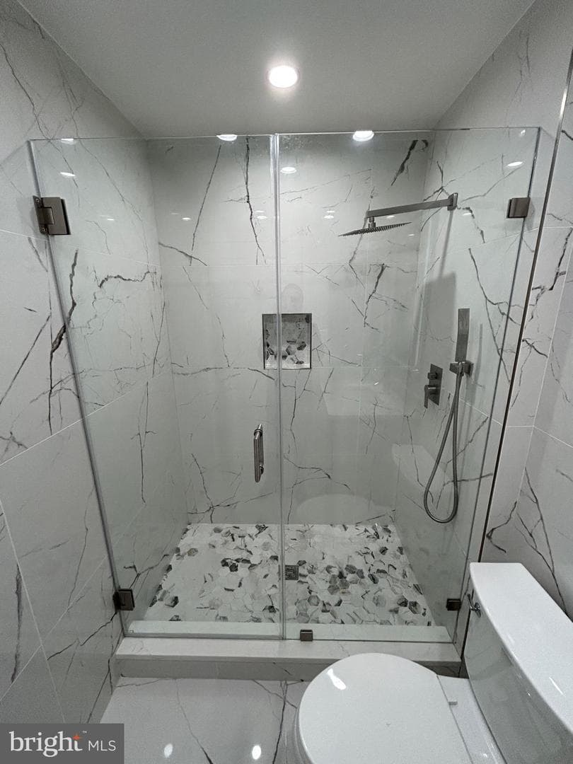18527 Meadowland Terrace photo 37