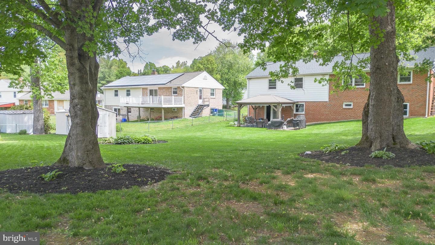 18908 Rolling Acres Way photo 4