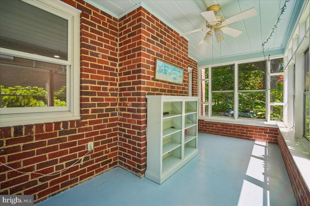 5304 Sherrill Avenue photo 27