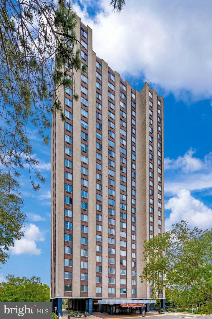 9701 Fields Road #407, Gaithersburg