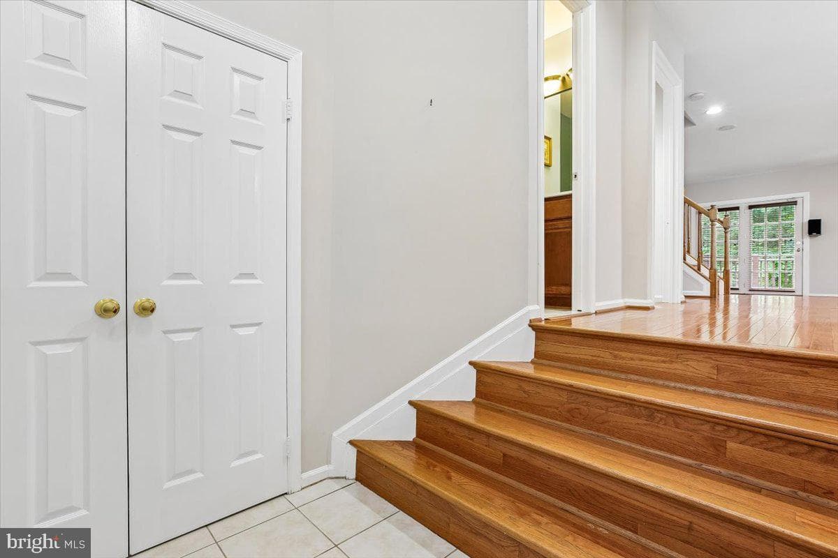 6024 Loganwood photo 11