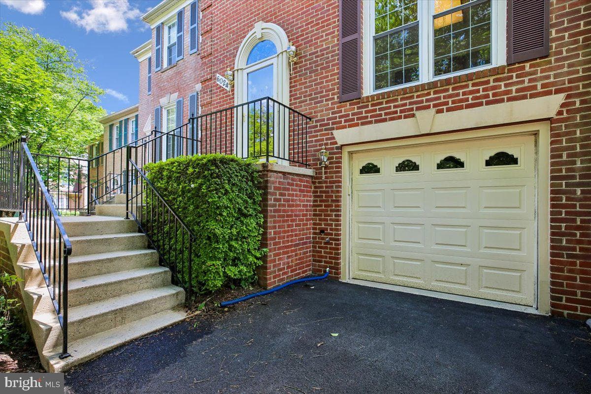 6024 Loganwood photo 4
