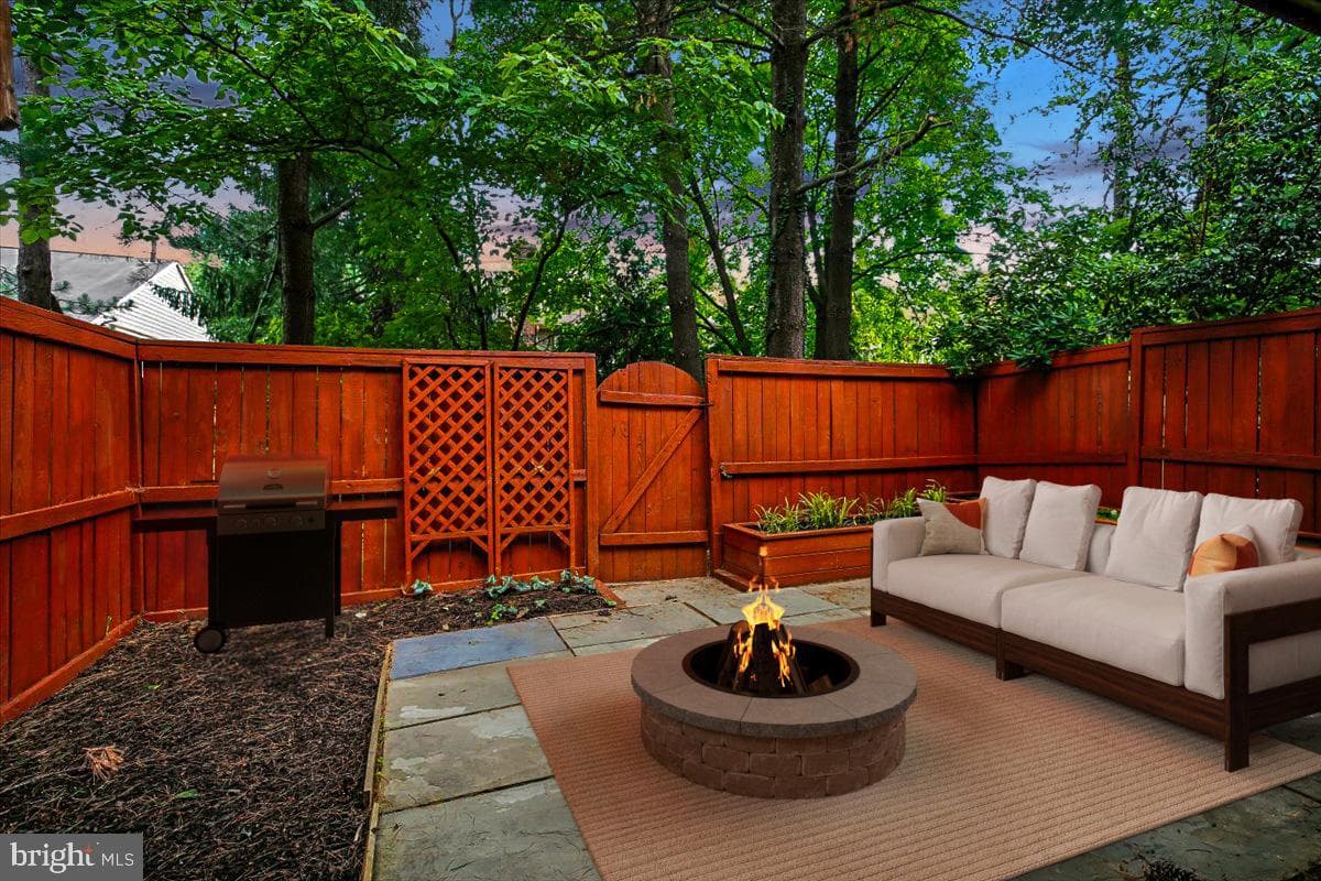 6024 Loganwood photo 65
