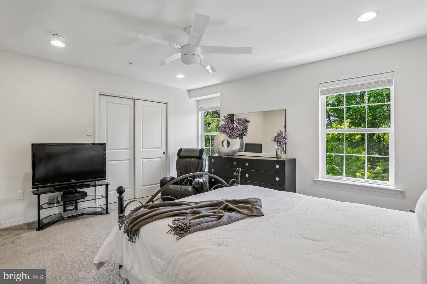 123 Fairbanks Drive photo 41