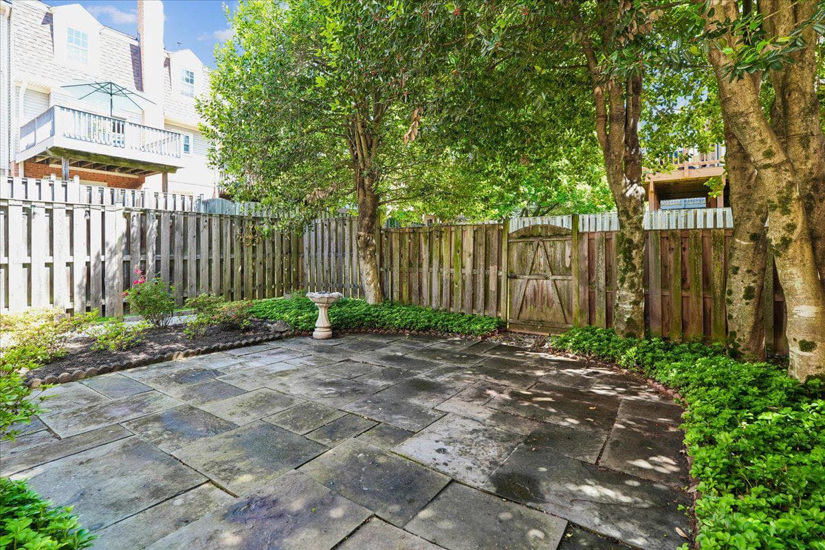10109 Langhorne Court photo 6