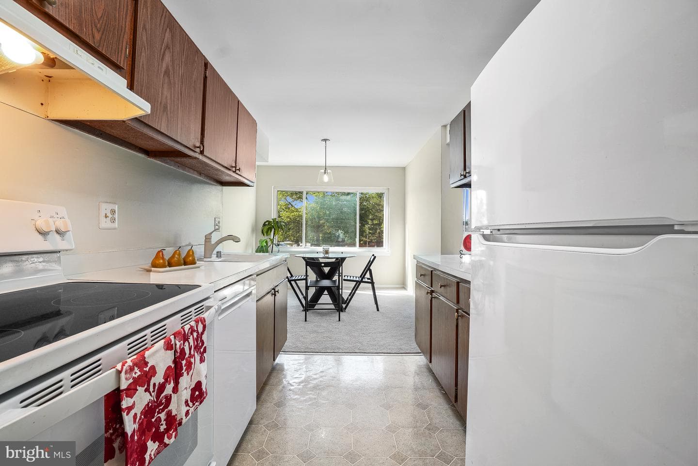 450 Girard Street #304 photo 12