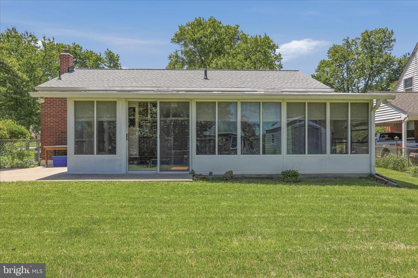 1014 Scott Avenue photo 33