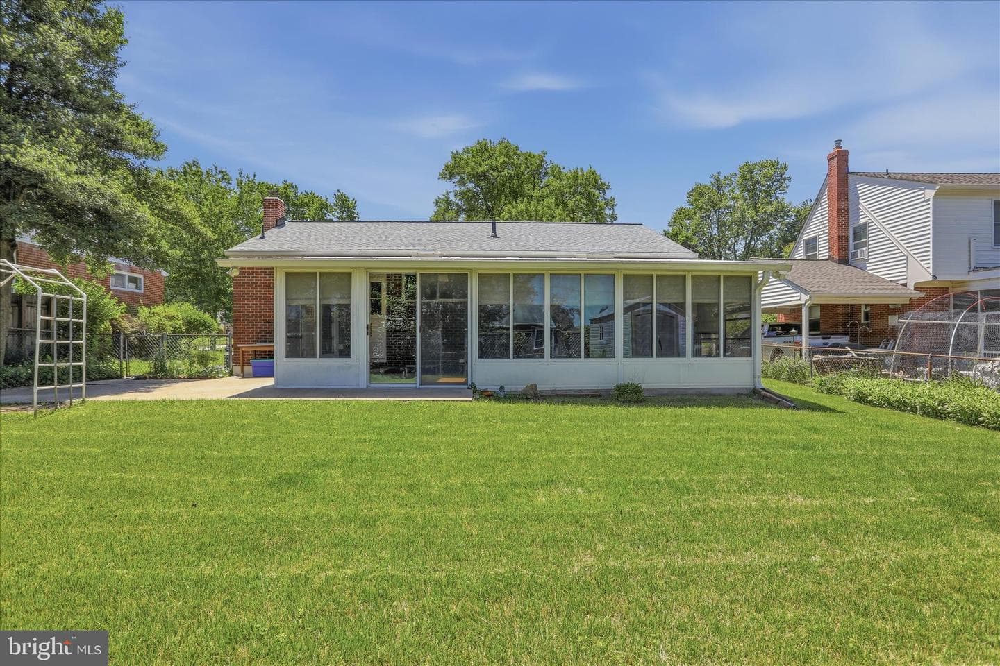 1014 Scott Avenue photo 34