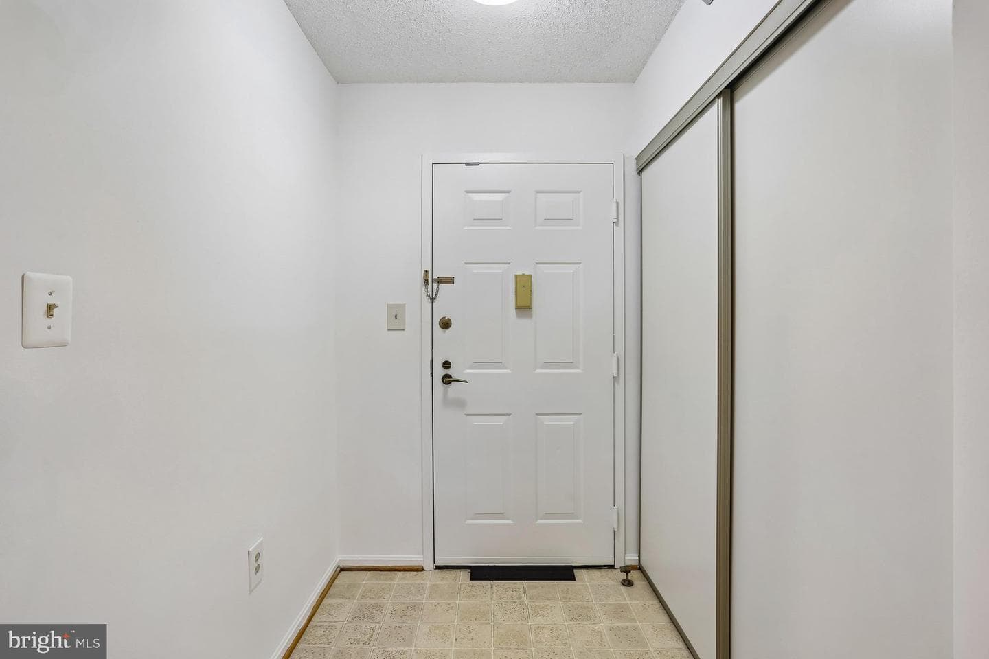 15100 Interlachen Drive #4-702 photo 4