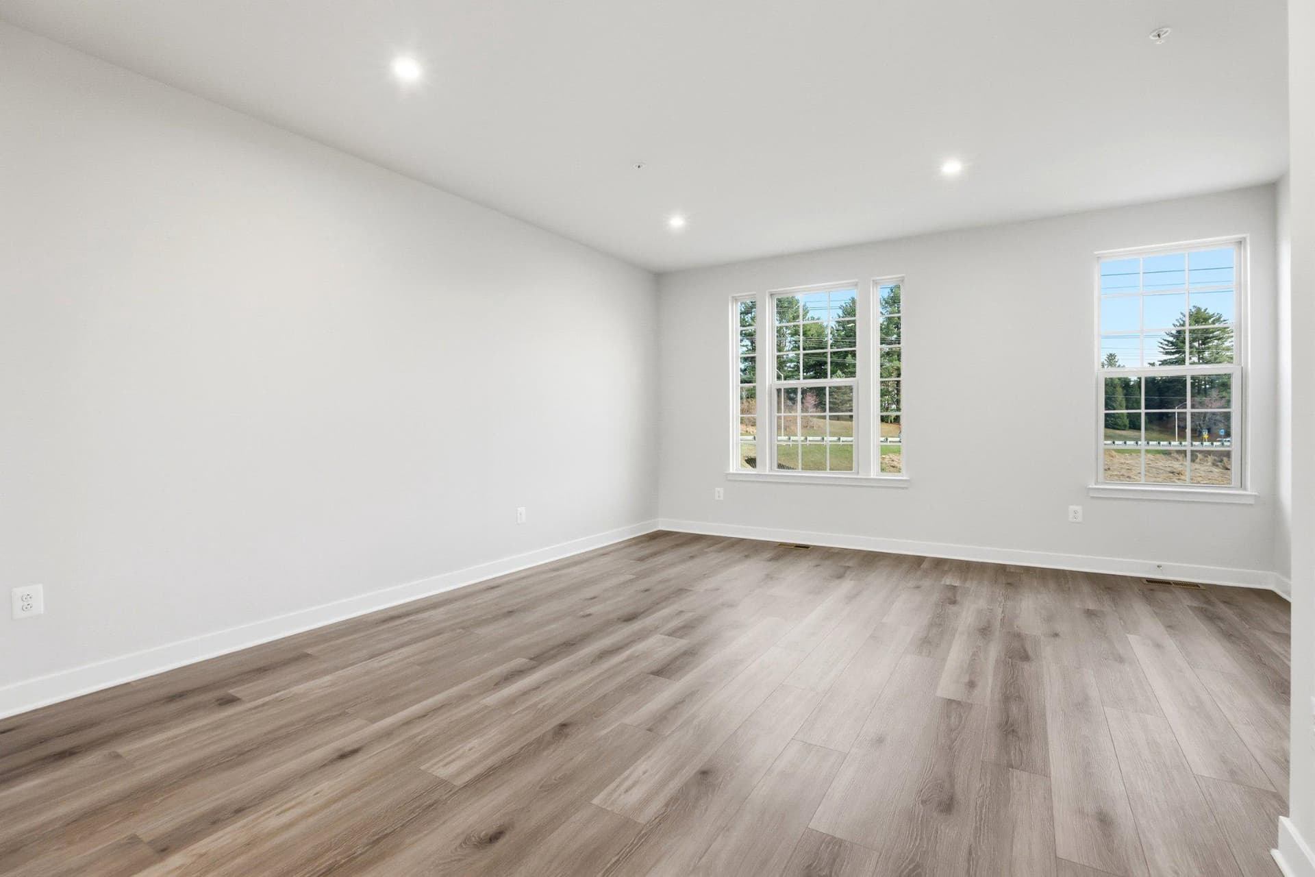 9417 Tall Oaks Court photo 16
