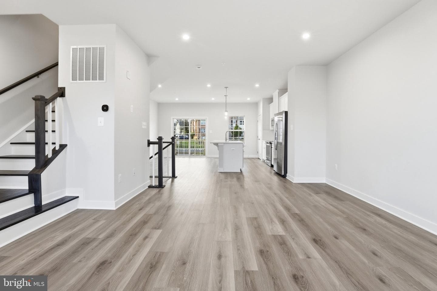 9417 Tall Oaks Court photo 18