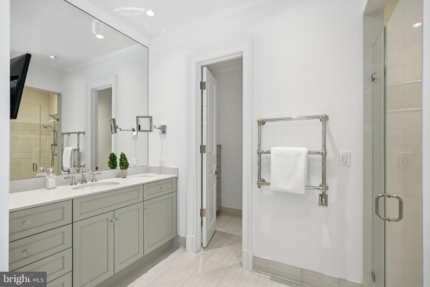 8917 Harvest Square Court photo 29
