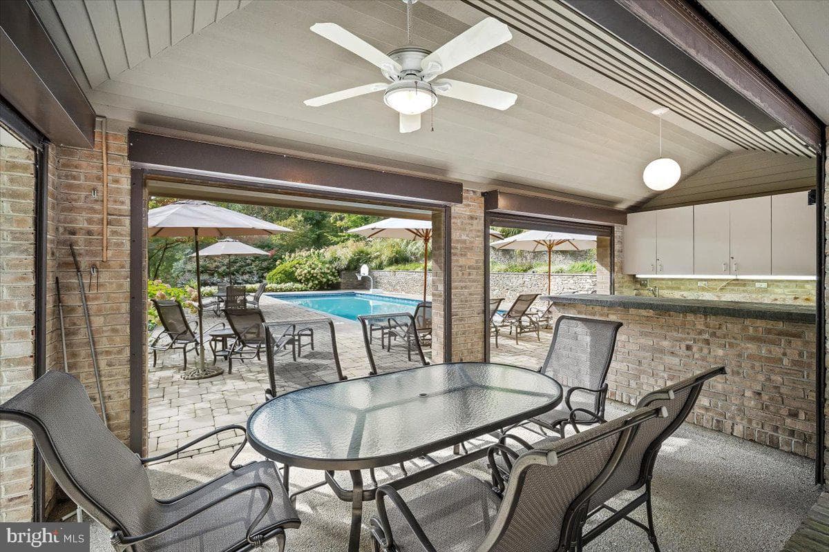 8917 Harvest Square Court photo 70