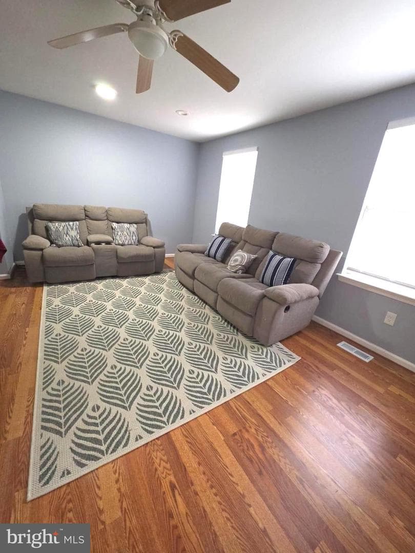 9105 Chesley Knoll Court photo 11