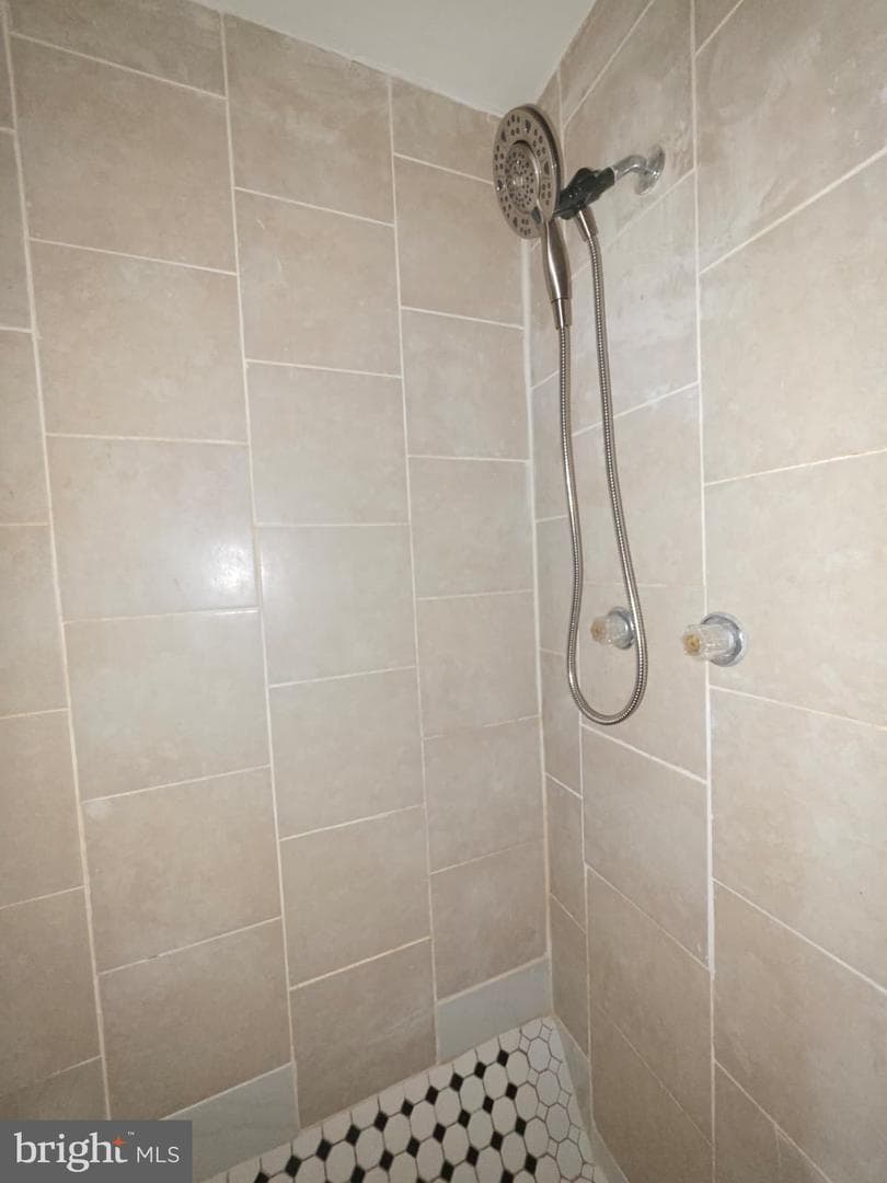 9105 Chesley Knoll Court photo 23