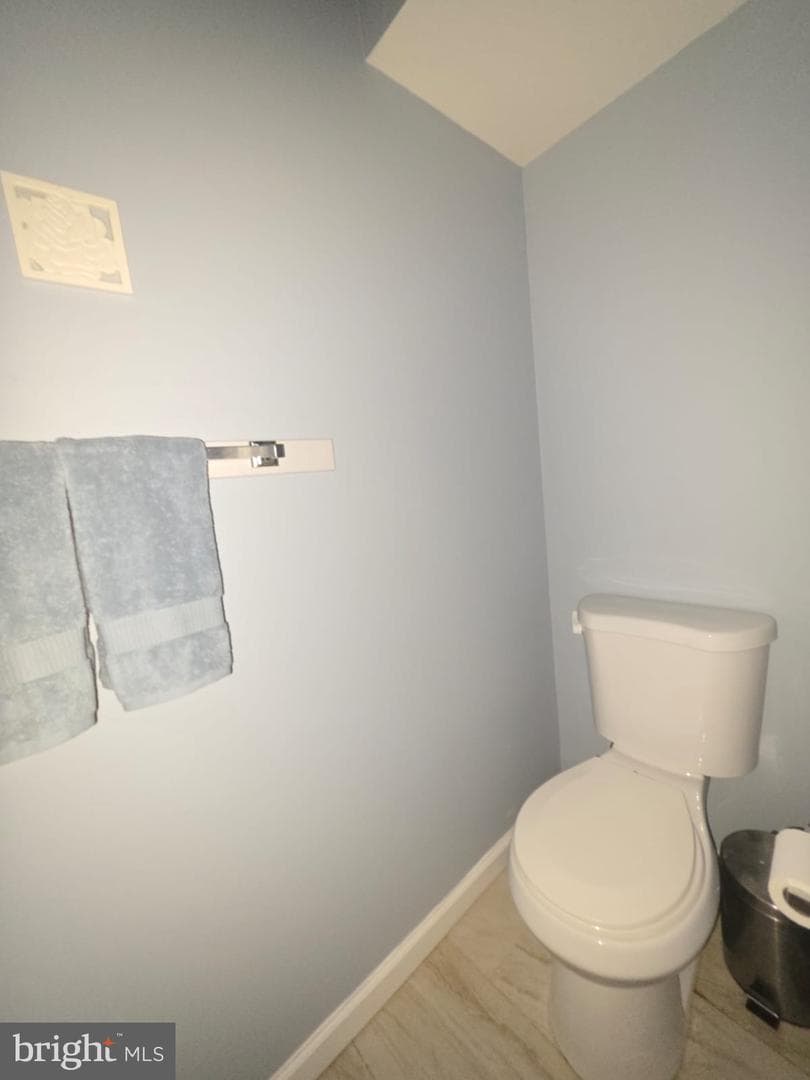 9105 Chesley Knoll Court photo 9