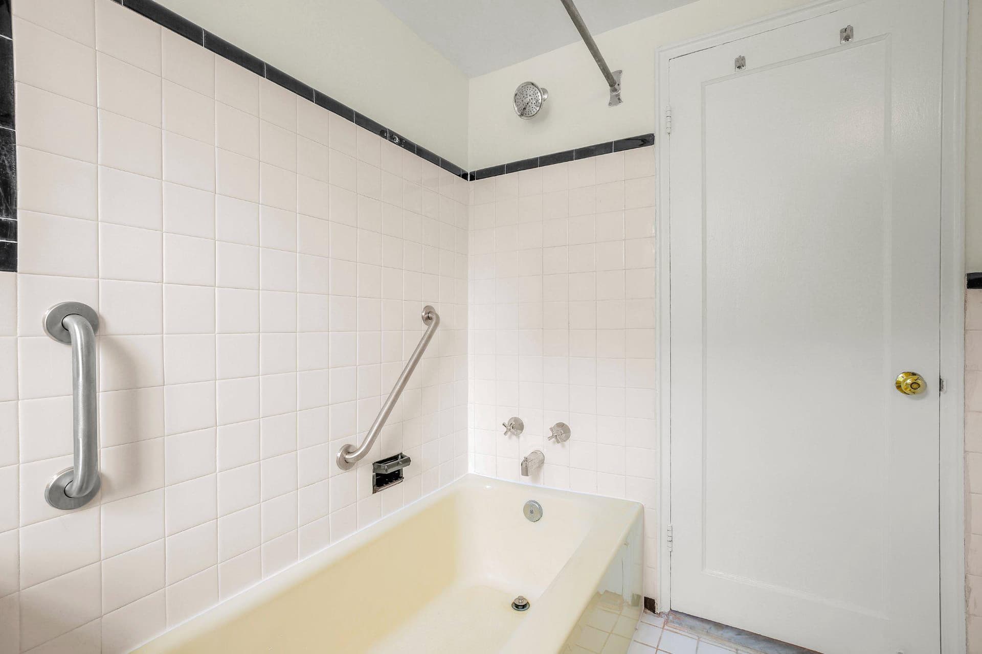 2202 Colston Drive #102 photo 22