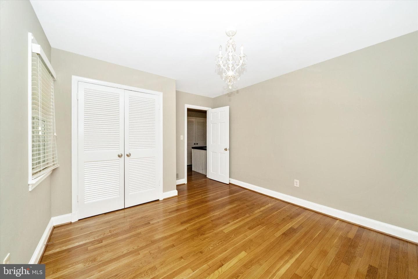 1100 Notley Road photo 40