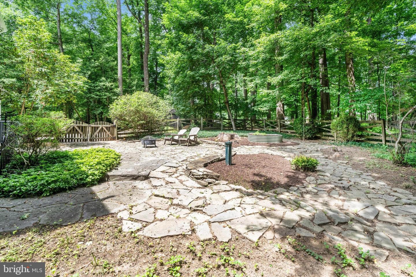 1100 Notley Road photo 49
