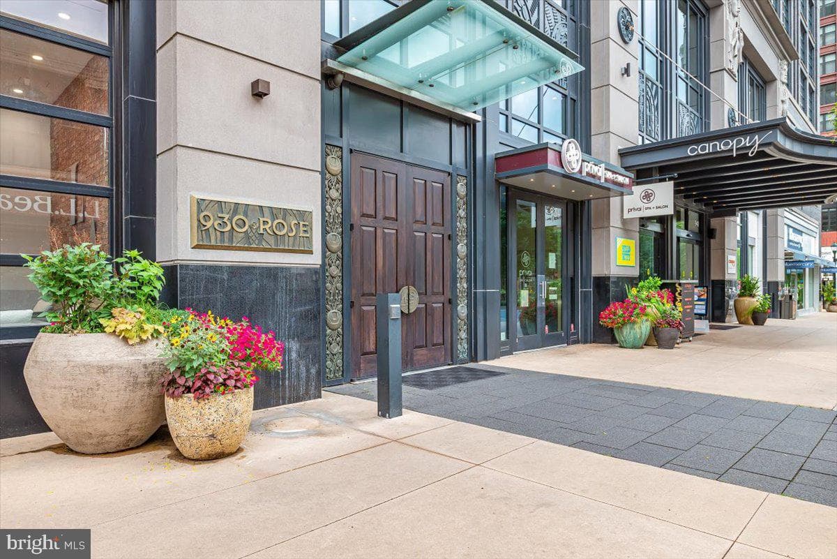 930 Rose Avenue #1802, Rockville