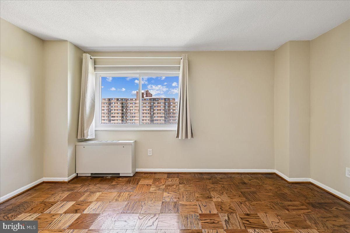 1121 University Boulevard W #1207 photo 11